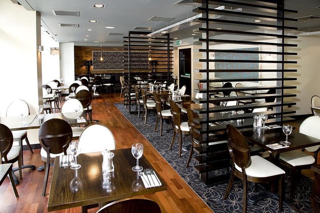 Premier Inn London Euston Hotel 3*