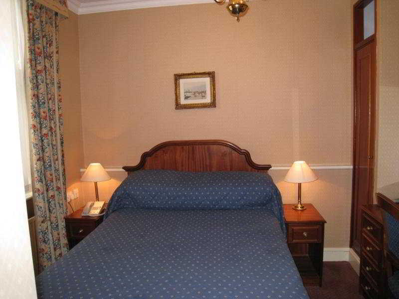 Hotel Kensington Gardens London