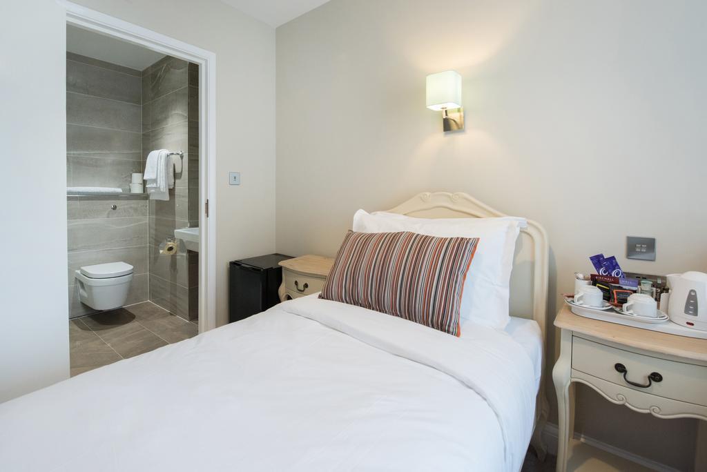 Docklands Hotel 3*