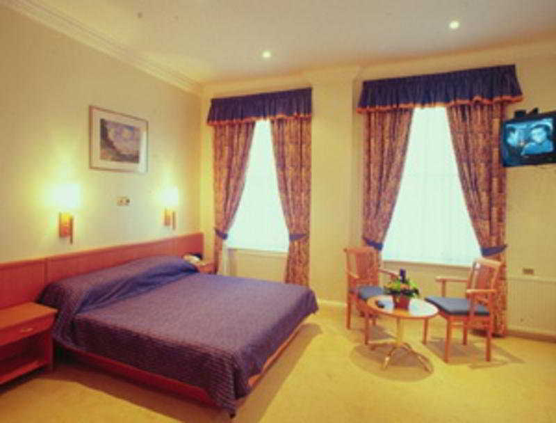 Hotel The Kensington 3*