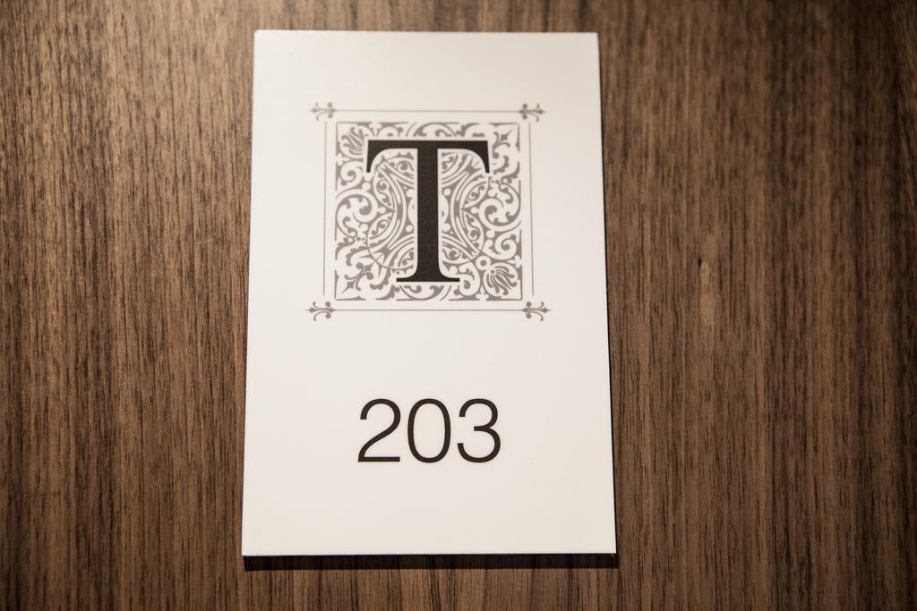 The Tudor London