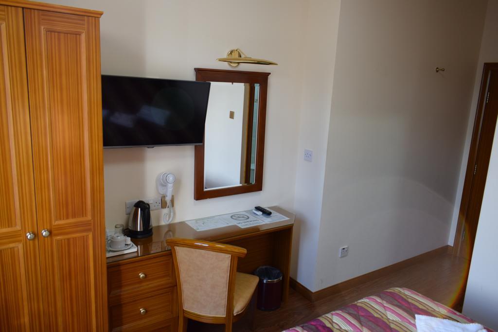 Hotel Leigham Court