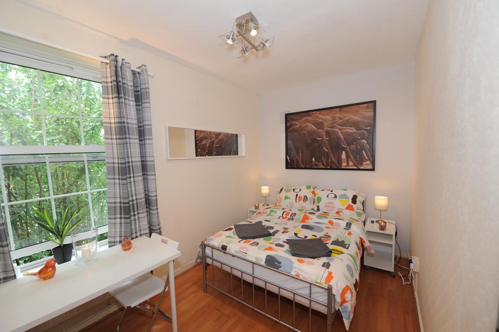 Chicksand Guest house London