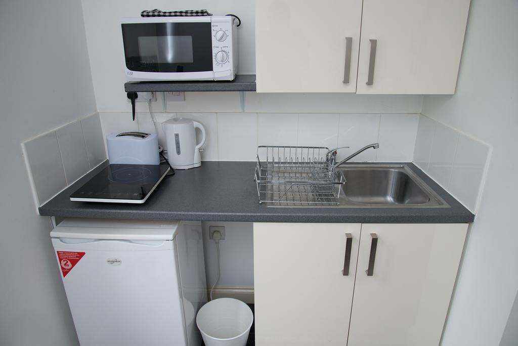 Tlk & - Beckenham Junction * London