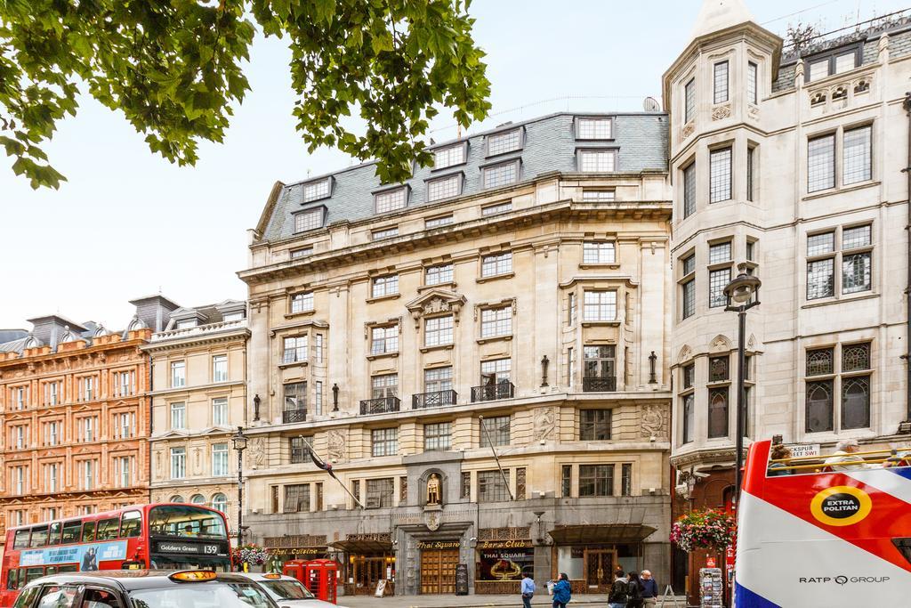 Cockspur Street, 3 Bedrooms Apartment *