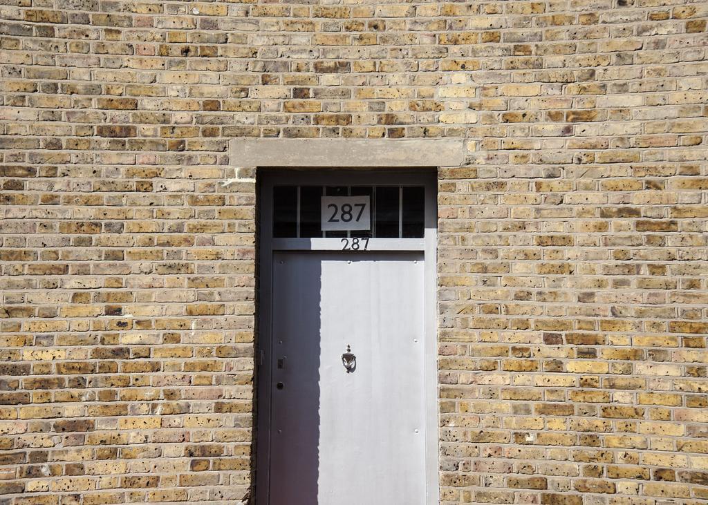 Apartment Caledonian Flats London
