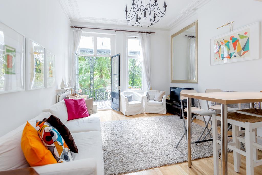 Apartment Earls Court By Basetogo London