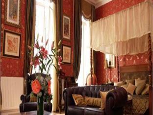 Opulence 4*