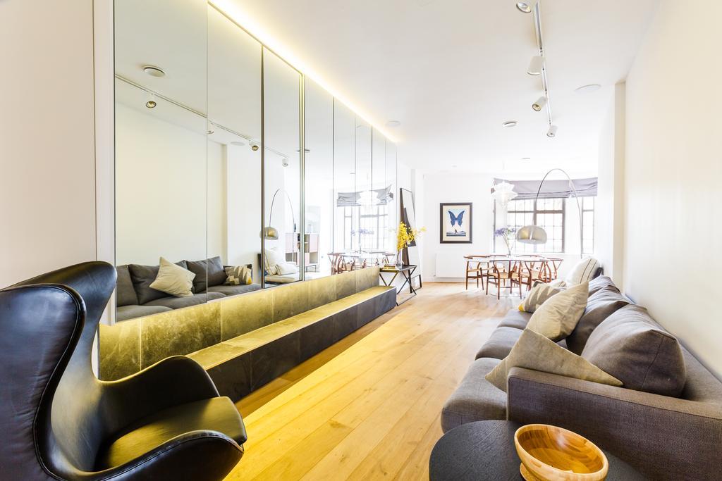 Apartment Cockspur Street, 3 Bedrooms London