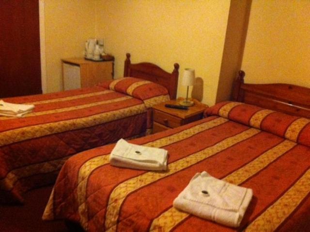 Guest house Orlando London