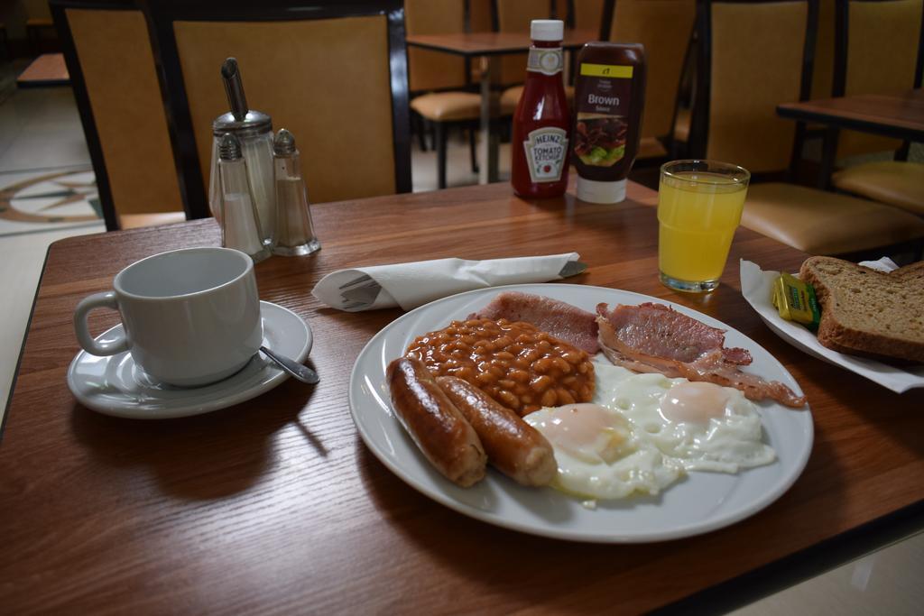 Leigham Court 2* London
