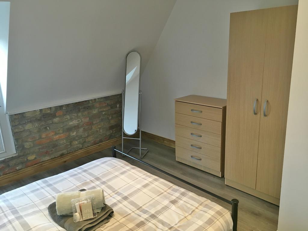 Generous Apartments Apartment