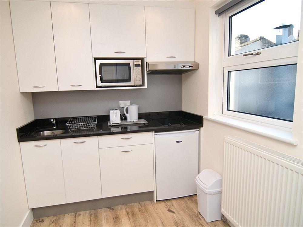 Finsbury Serviced Apartahotel 4*