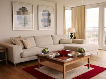 Marlin Empire Square Bridge Apartment