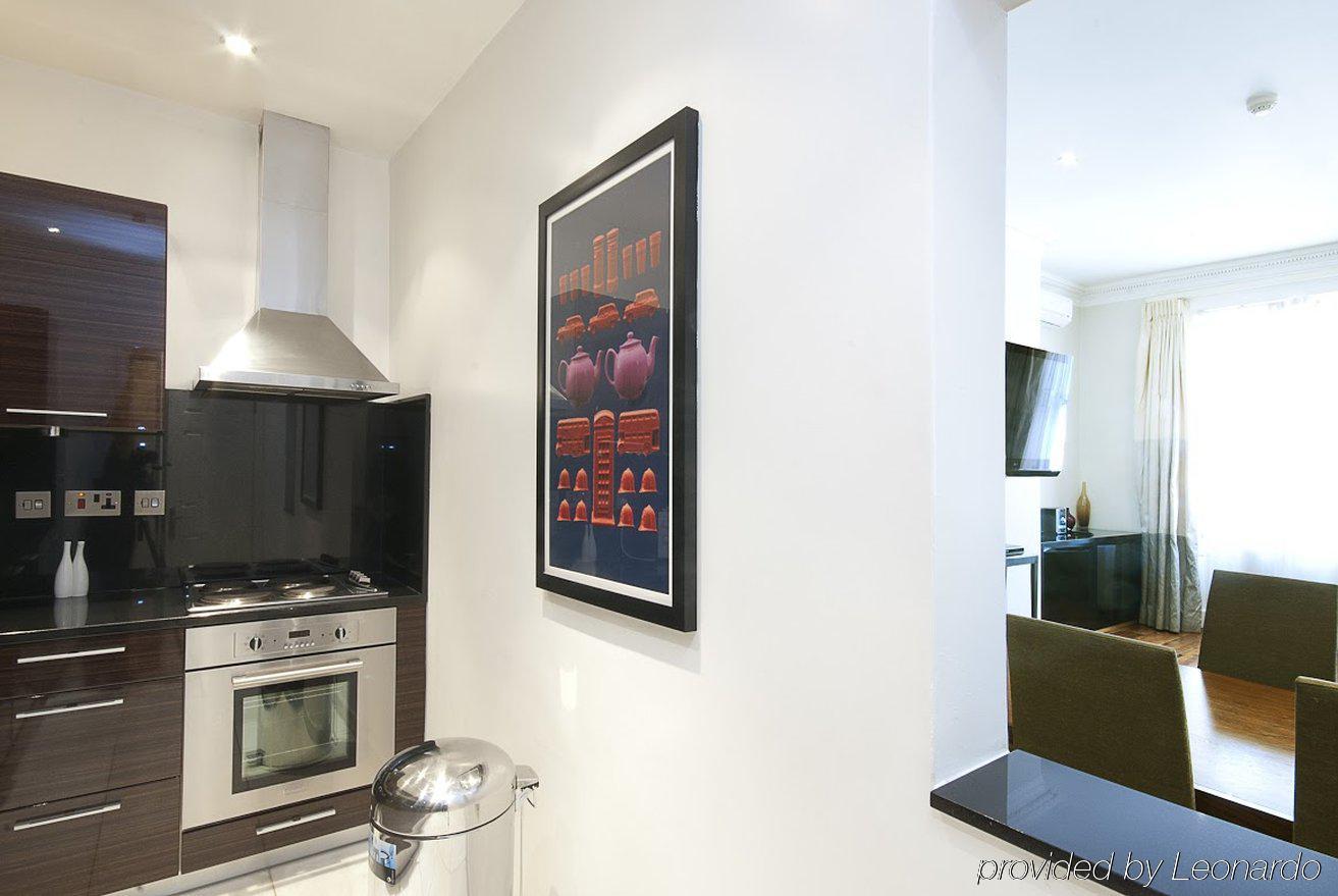 Apartahotel 17 Hertford Street 3*