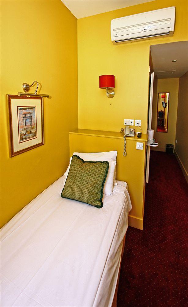 Trebovir Hotel London