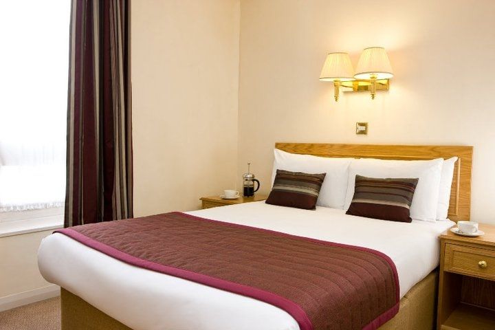 Western Burns Kensington 3*