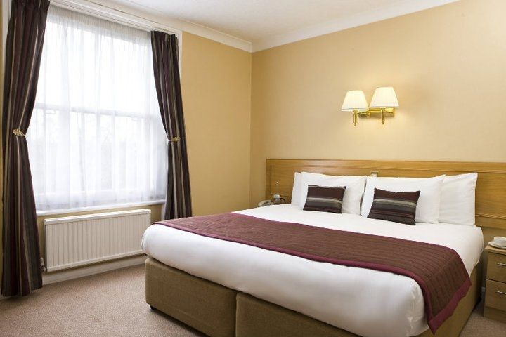 Western Burns Kensington Hotel 3*