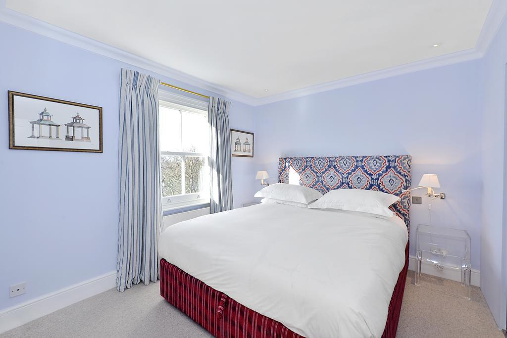 Ifield 178 * London