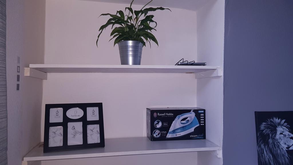 Vauxhall Tour Guest house London