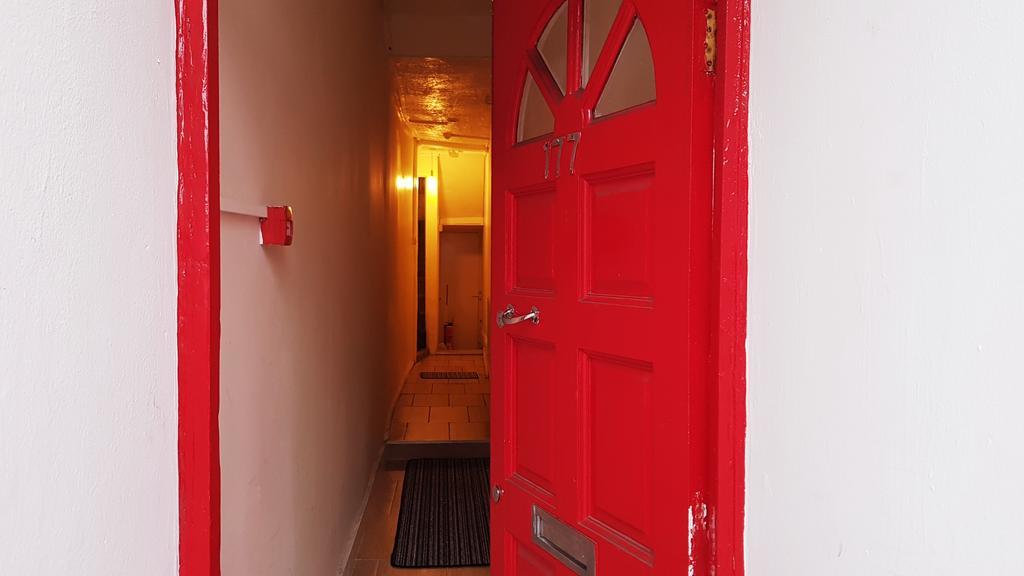 Vauxhall Tour Guest house 3*