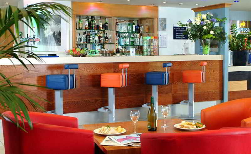 Express Park Royal By Ihg 3*
