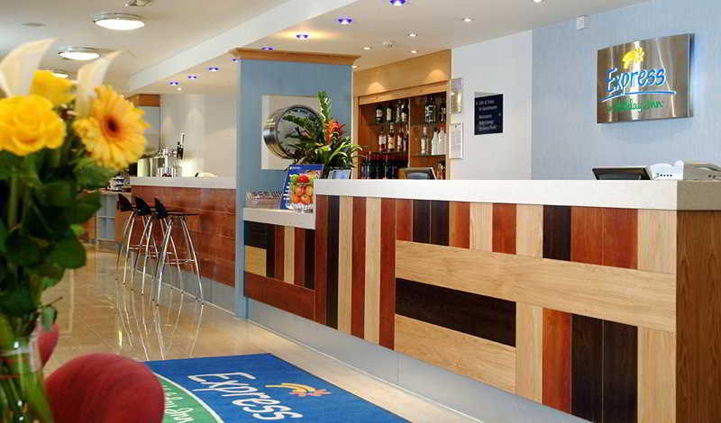 Hotel Express Park Royal By Ihg London