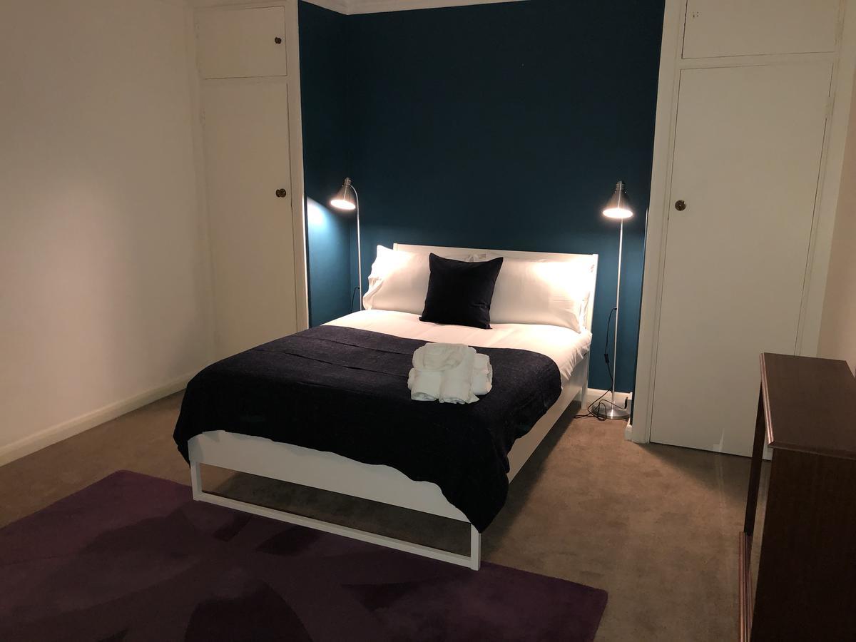Apartment Marble Clapham South