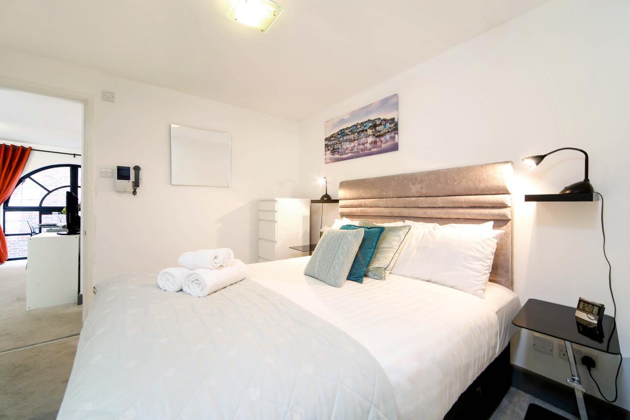 Stylish Flat Near St Pauls Cathedral Apartment *