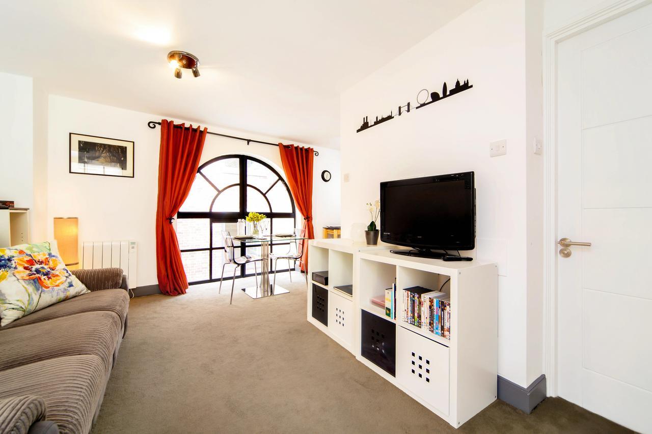 Stylish Flat Near St Pauls Cathedral *