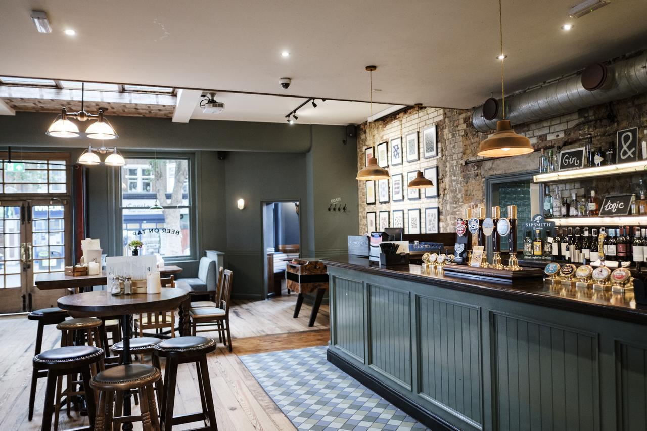 The Drayton Court Hotel London