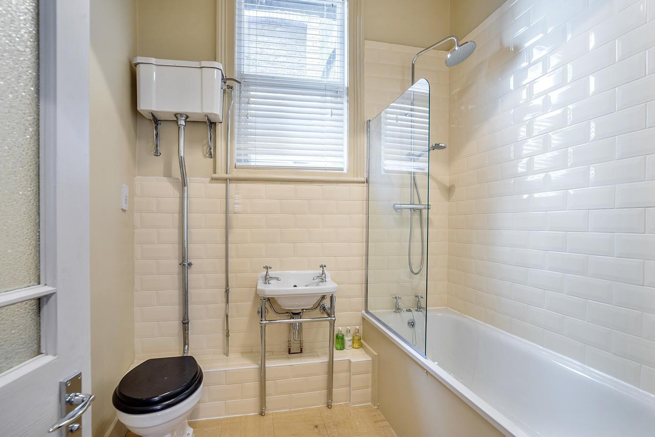 Citadel St John Street Apartment *