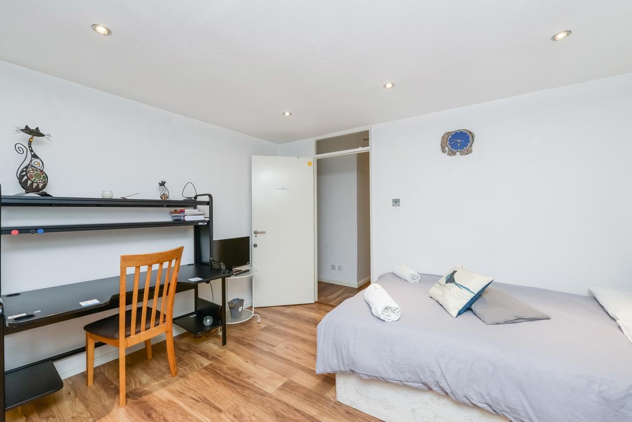 1 Double-bed Kennington-sk
