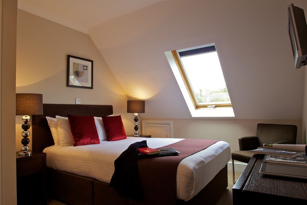 The - Putney Hotel London