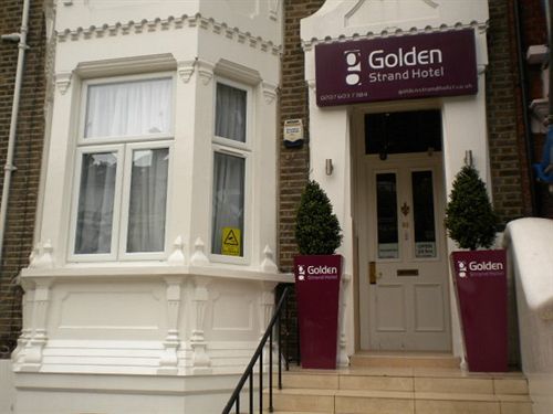 Oyo Lifestyle Golden Pensión 3*