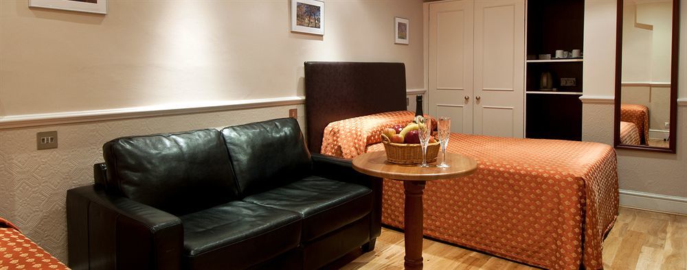 Rhodes Hotel London