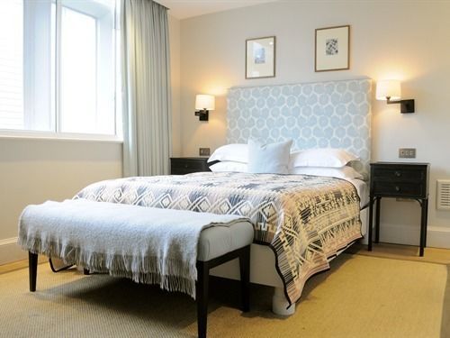 Library Hotel London