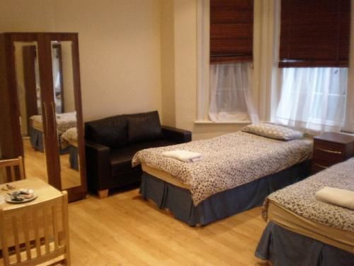 Hotel 247