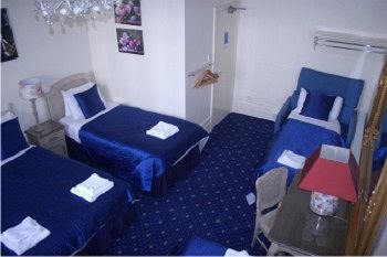 Blades Hotel 3*
