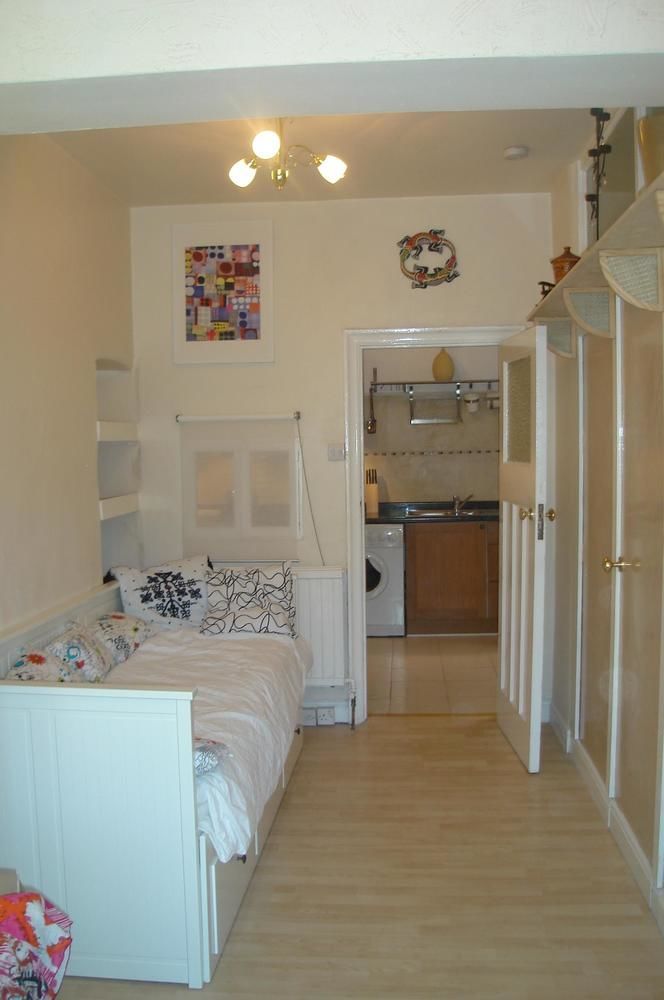 Lovely Garden Apartment In Wimbledon Town Centre With Private Parking By Wimbledon Holiday Lets Apartment London