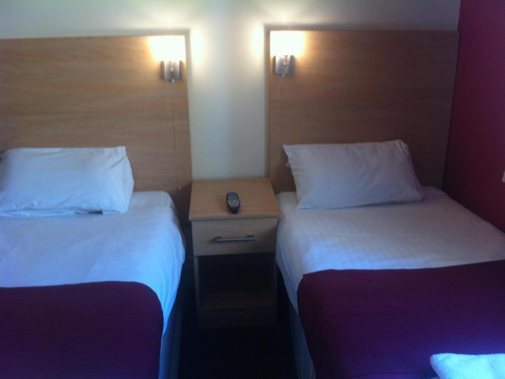 Express 2* London
