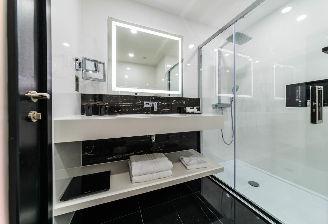 Montcalm Royal House, Hotel Londres