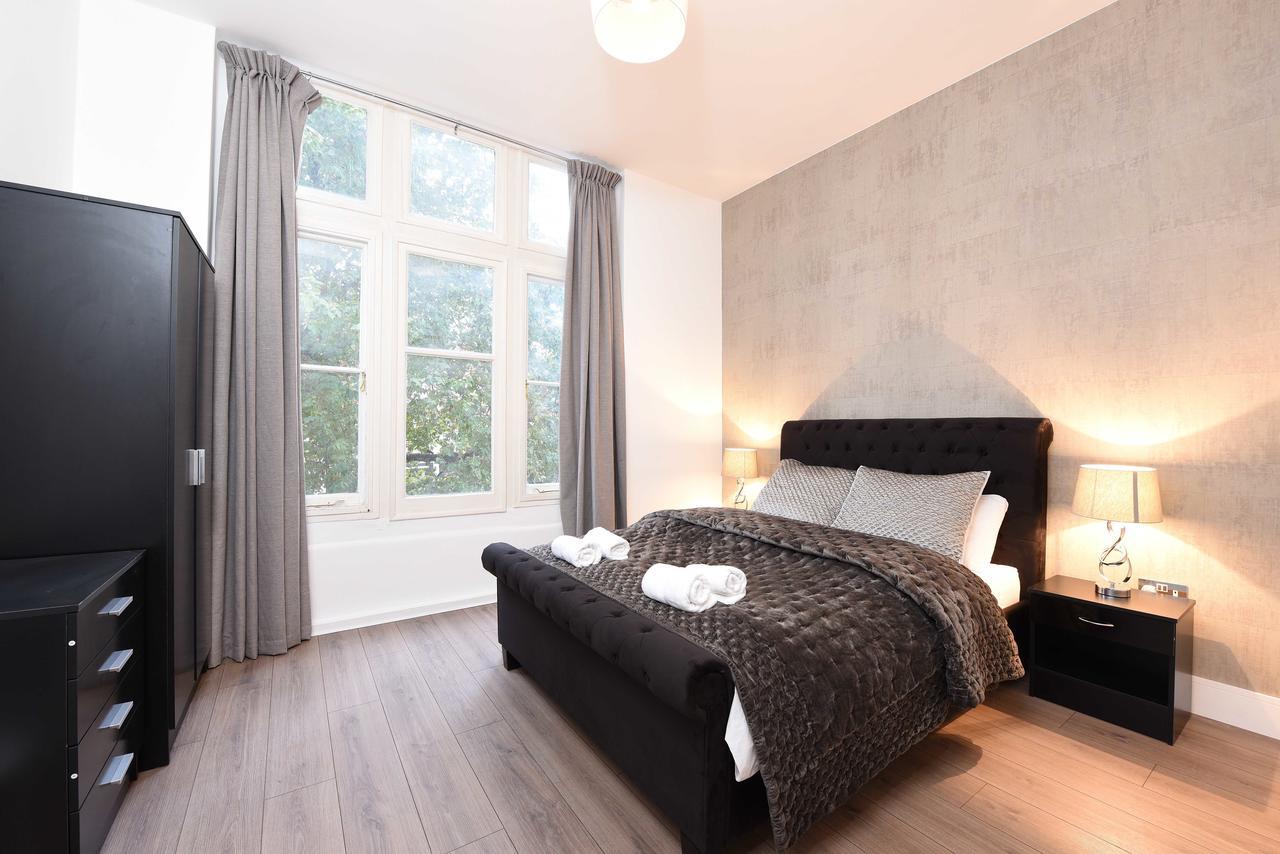 Apartment Spacious & Modern 2 Bed At Knightsbridge