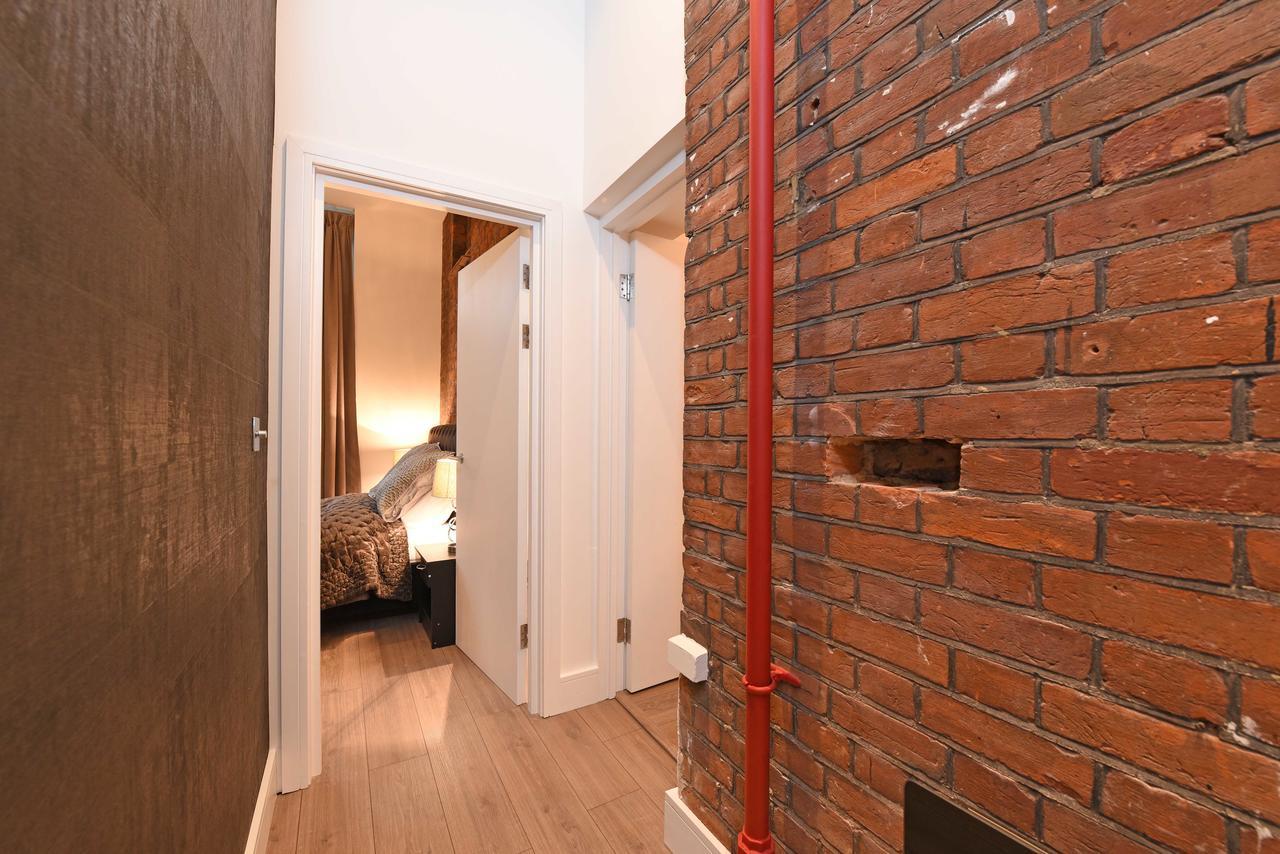 Spacious & Modern 2 Bed At Knightsbridge