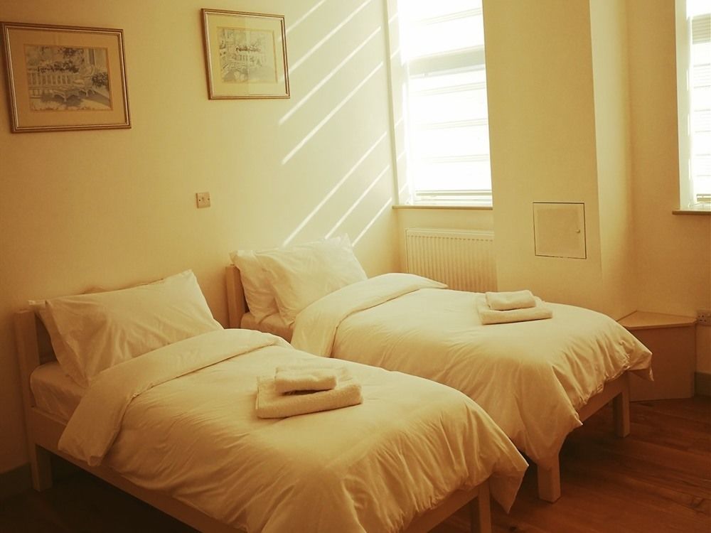 Forest House Hotel 3*