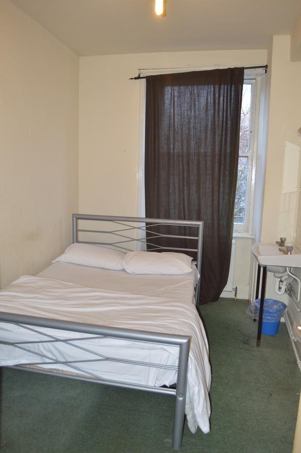Earls Court Hostel London