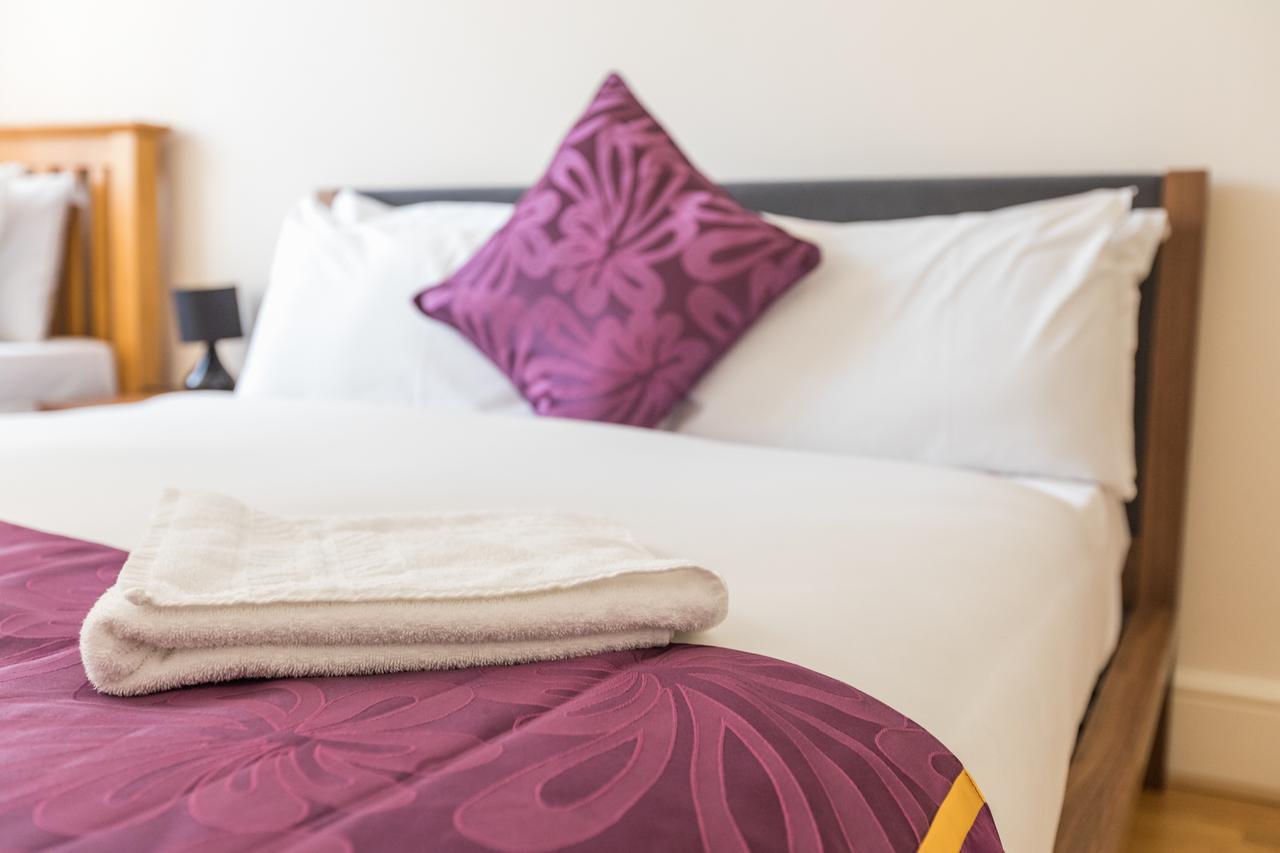Apartment Victoria Mews London