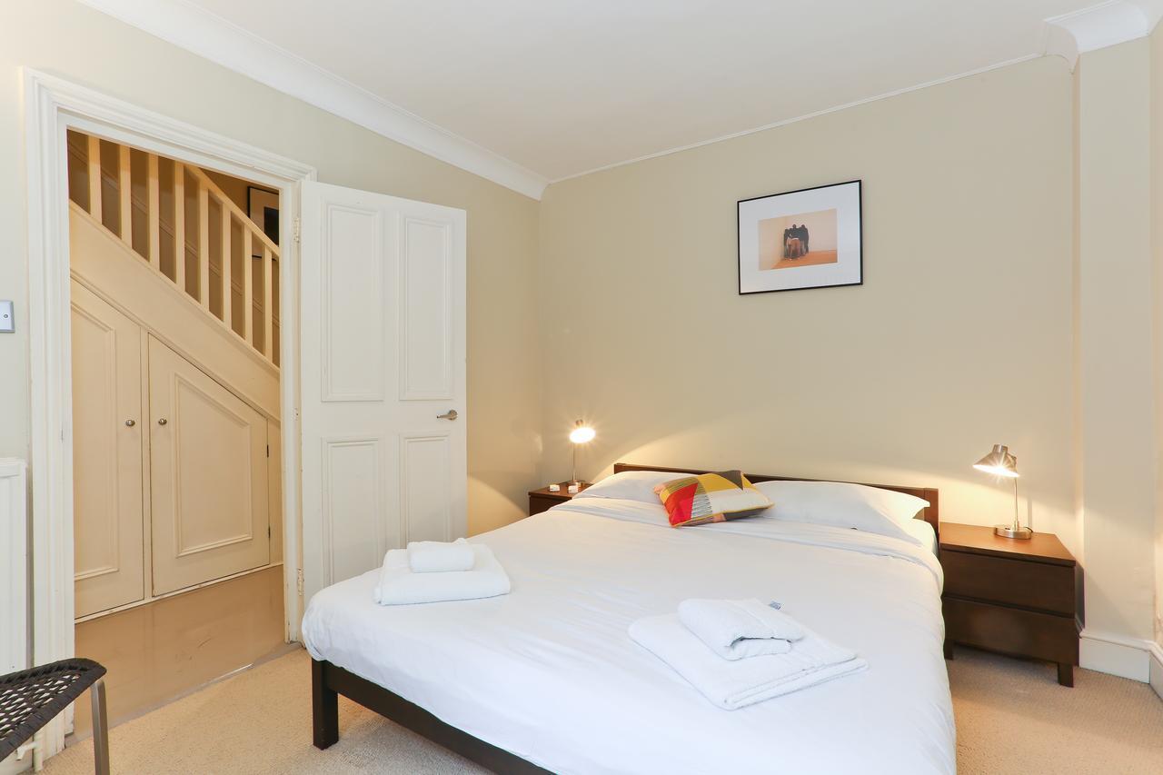 A To Rent - Chelsea Apartment *