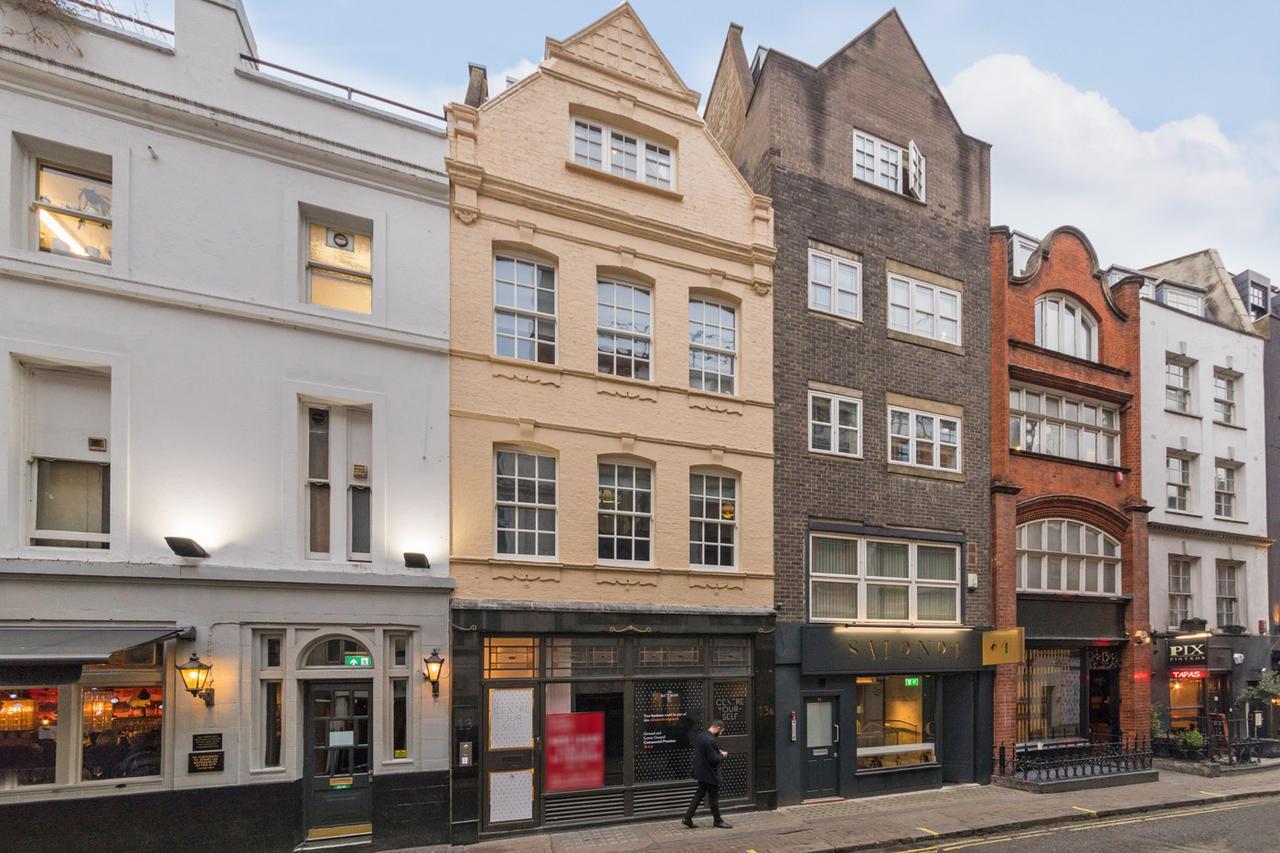 Apartment Bateman Street