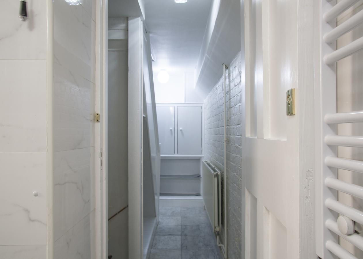 Caledonian Flats * London